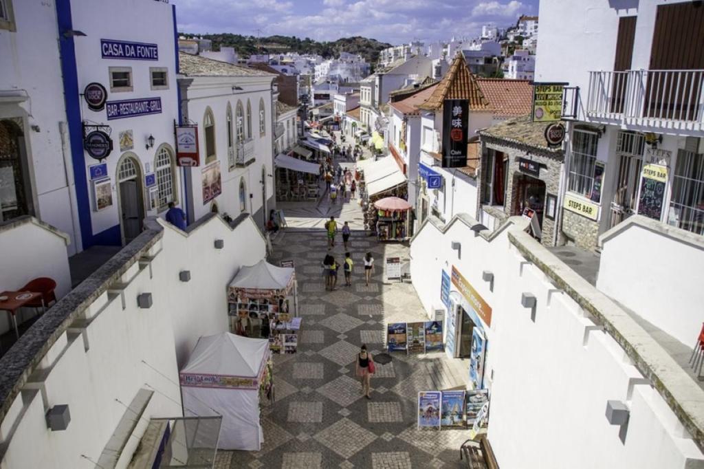 Espacoso Apt T2, Em Olhos Agua Albufeira Eksteriør billede